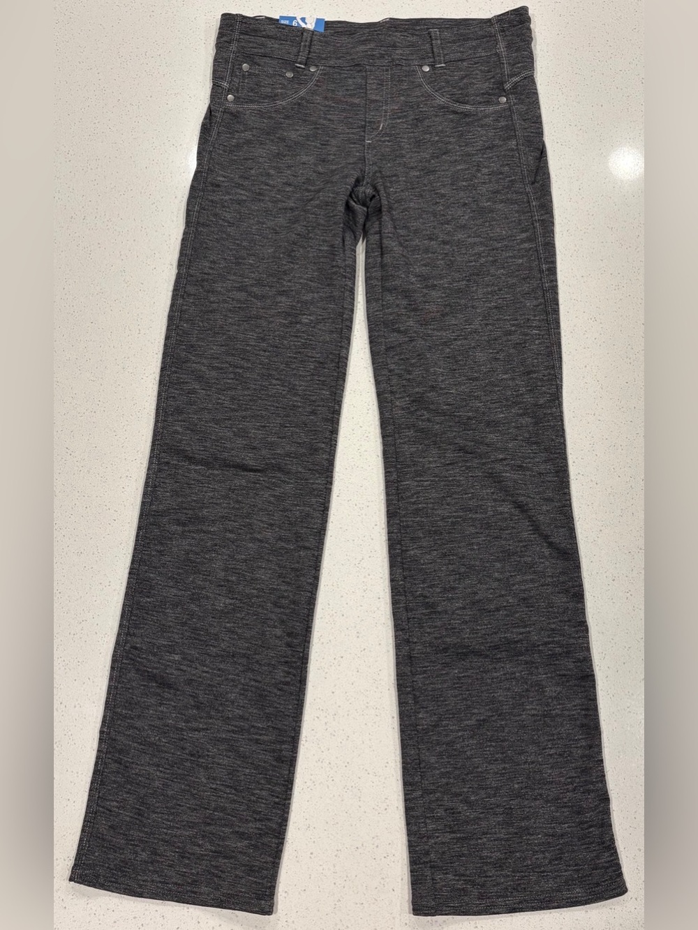 Kuhl Mova Straight Pant - 6 Short